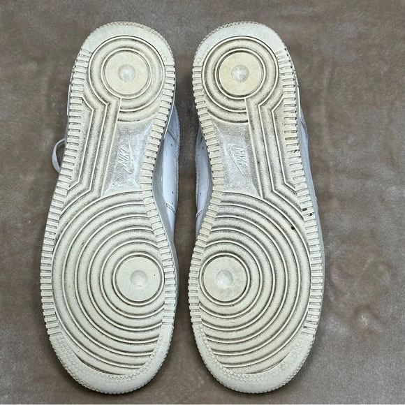 Nike Air Force 1 Low '07 AF1 White Size 8.5 - Picture 8 of 13